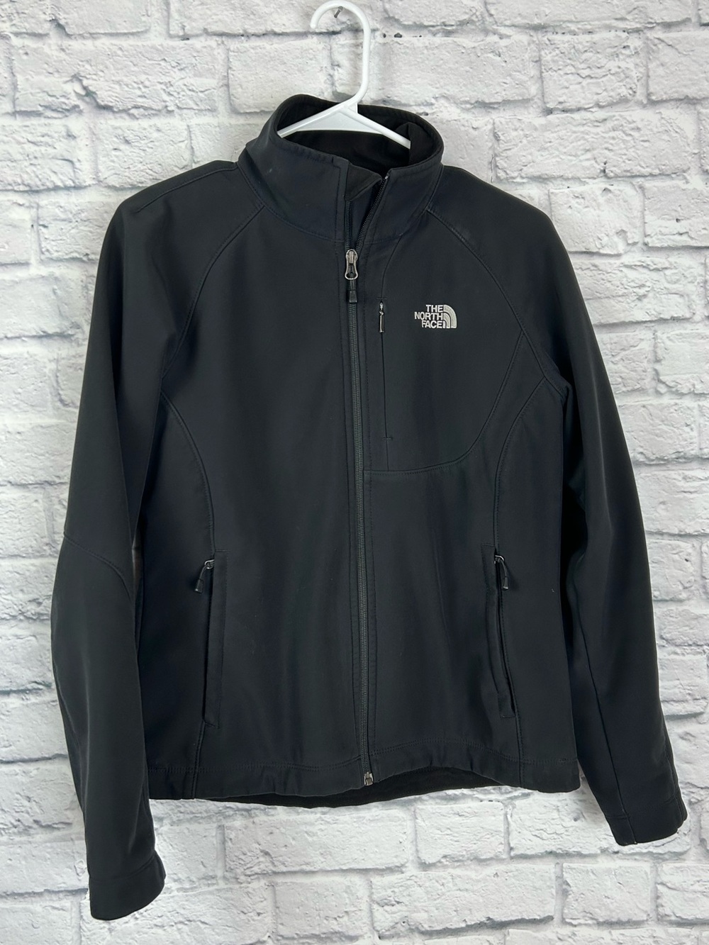 The North Face Women’s M Black Softshell Fleece Lined Full Zip Jacket